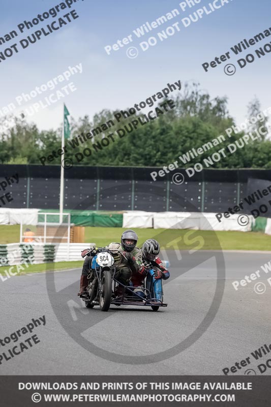Vintage motorcycle club;eventdigitalimages;mallory park;mallory park trackday photographs;no limits trackdays;peter wileman photography;trackday digital images;trackday photos;vmcc festival 1000 bikes photographs